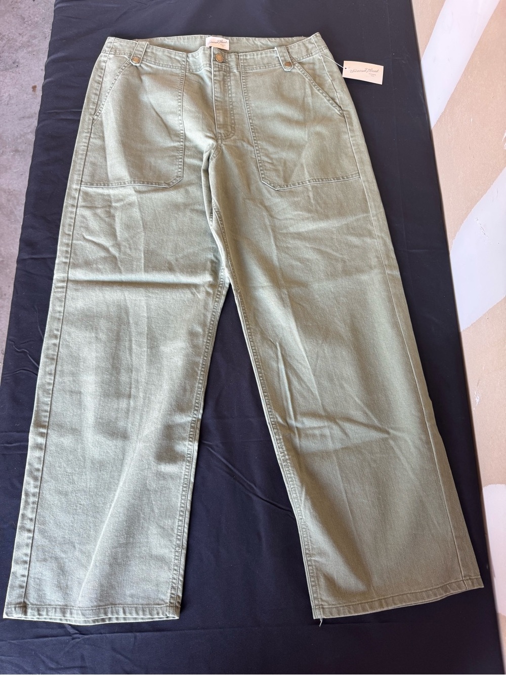 NWT Universal Thread Women’s Size 14 High-Rise Wide Leg Utility Pants